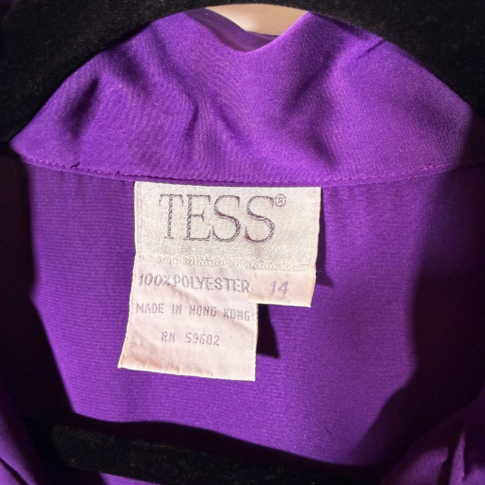 Vintage TESS - Purple Silky Flowy Blouse Button Front Long Sleeve - Size 14 - Picture 2 of 5
